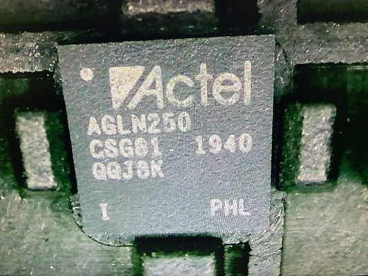 AGLN250V2-CSG81Iのプログラム可能なゲート・アレー