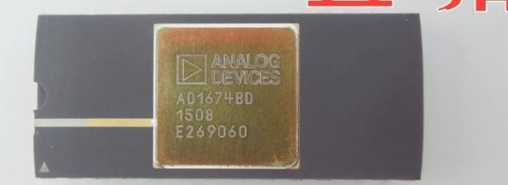 AD1674BDのアナログ・ディジタル変換器- ADcs